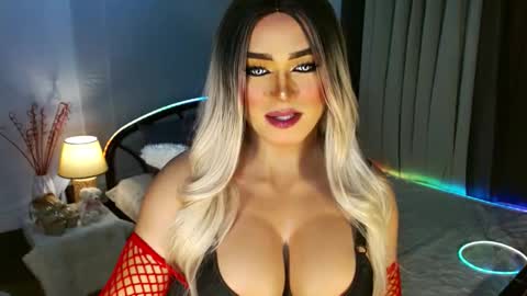 Miss Frea  online show from December 17, 2025, 7:42 pm