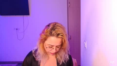 Snapshot of freyaamore chatting on March 2, 2026, 7:37 am ANNE online show from March 2, 2026, 7:37 am