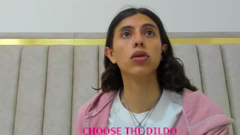 Snapshot of freyamoller chatting on September 29, 2025, 7:08 pm FREYA online show from September 29, 2025, 7:08 pm