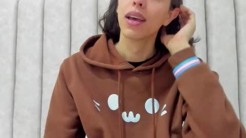 Snapshot of freyamoller chatting on October 28, 2025, 7:27 pm FREYA online show from October 28, 2025, 7:27 pm