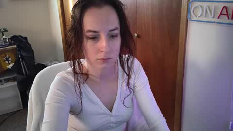Snapshot of freythegemini chatting on December 18, 2024, 8:57 pm FreyaTheGemini online show from December 18, 2024, 8:57 pm
