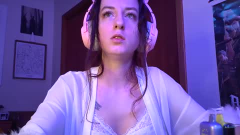 Snapshot of freythegemini chatting on January 6, 2025, 4:04 am FreyaTheGemini online show from January 6, 2025, 4:04 am