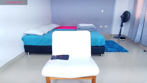 freyva_ online show from January 20, 2025, 6:53 pm