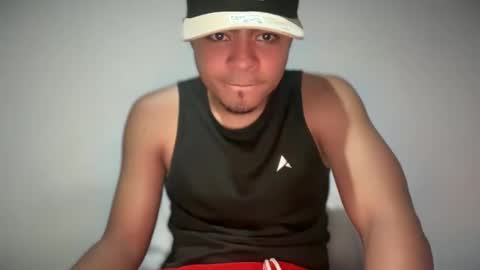 freyva_ online show from February 10, 2025, 11:55 pm