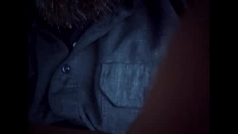 Snapshot of frickish chatting on December 27, 2024, 10:05 pm Frickish online show from December 27, 2024, 10:05 pm