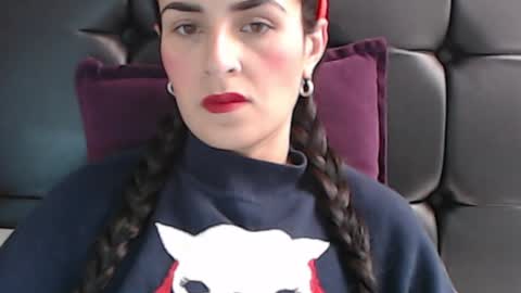 Snapshot of frida__x chatting on December 13, 2024, 5:32 pm Frida online show from December 13, 2024, 5:32 pm