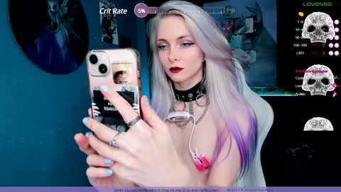 Snapshot of frida_fortune chatting on January 6, 2025, 10:24 am Frida A boost to fortune for the one who gives a thumbs up and a bonus lucky for those who support me by joining the fanclub online show from January 6, 2025, 10:24 am