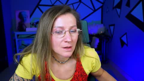 Frida Tander online show from December 17, 2024, 11:17 am