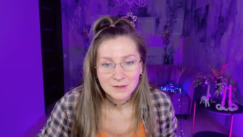Frida Tander online show from January 2, 2025, 12:03 pm