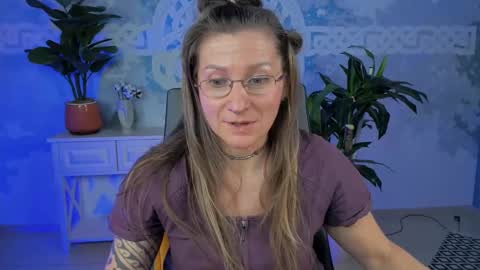 Frida Tander online show from February 21, 2025, 4:16 pm