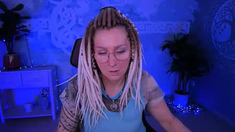 Frida Tander online show from March 23, 2026, 5:11 am