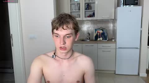 Snapshot of friday_gay_dude chatting on July 19, 2026, 6:55 pm Andrew online show from July 19, 2026, 6:55 pm