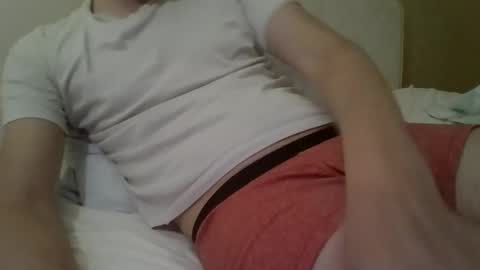 friendly_frank_18 online show from April 19, 2026, 9:17 pm