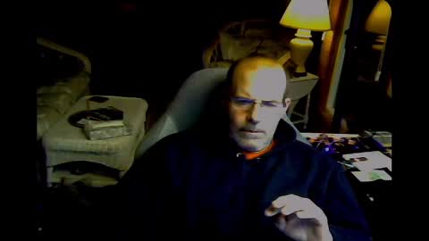 friendlykevn online show from December 27, 2024, 2:04 am