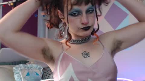 cherry online show from October 15, 2025, 9:37 pm