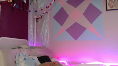 cherry online show from October 18, 2025, 5:03 pm