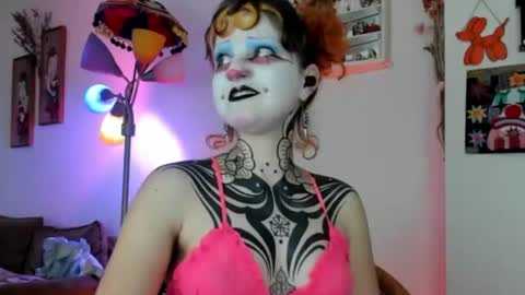 Snapshot of friskyflowers chatting on June 11, 2026, 3:48 am cherry online show from June 11, 2026, 3:48 am