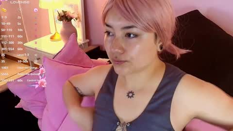 Snapshot of frodita_dream chatting on October 18, 2025, 12:28 pm FRODIT online show from October 18, 2025, 12:28 pm