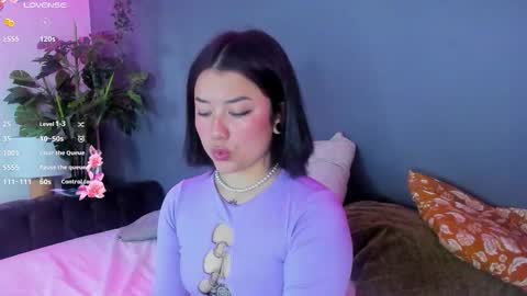 Snapshot of frodita_dream chatting on October 23, 2025, 12:37 pm FRODIT online show from October 23, 2025, 12:37 pm