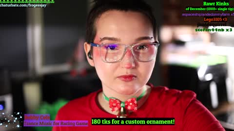 Snapshot of frogessjay chatting on December 22, 2024, 5:53 pm Jaywise Frogfoot online show from December 22, 2024, 5:53 pm