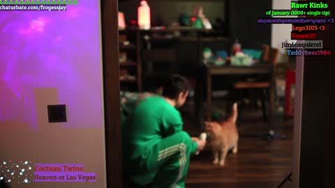 Snapshot of frogessjay chatting on January 9, 2025, 6:36 pm Jaywise Frogfoot online show from January 9, 2025, 6:36 pm