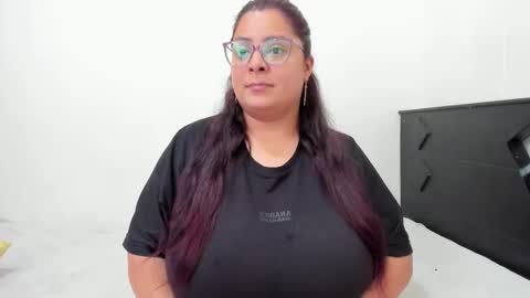 Snapshot of fromheaven_ chatting on October 6, 2025, 7:44 pm Lucy online show from October 6, 2025, 7:44 pm