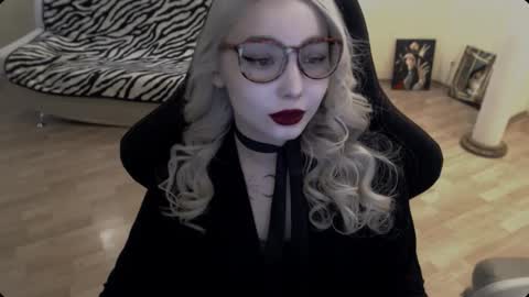 Lilith online show from November 25, 2025, 11:32 am