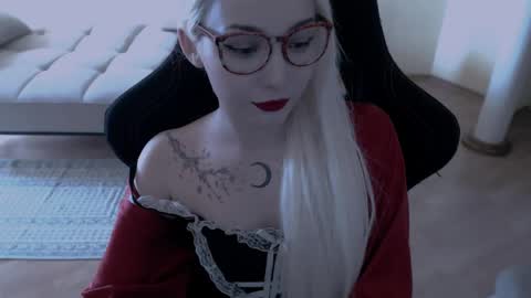 Lilith online show from April 17, 2026, 11:35 am