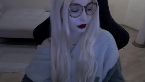 Lilith online show from April 22, 2026, 12:18 pm