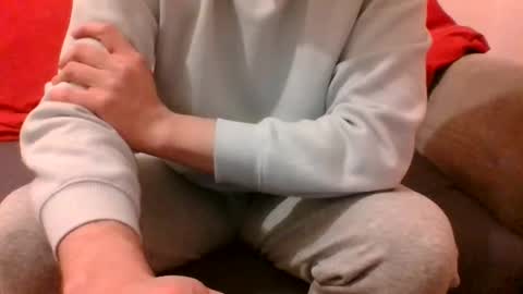 Frowxy online show from February 9, 2025, 4:46 am