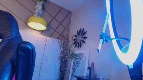 Snapshot of frreeya chatting on February 17, 2026, 10:05 pm frreeya online show from February 17, 2026, 10:05 pm