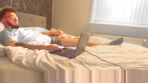 fryko94 online show from October 4, 2025, 10:46 am