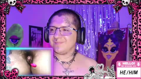 Snapshot of ftmbiggestclit chatting on April 11, 2026, 7:45 am Kevin online show from April 11, 2026, 7:45 am