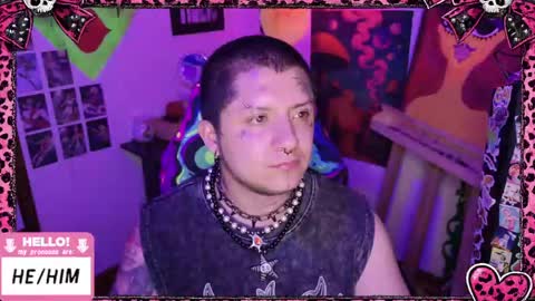 Snapshot of ftmbiggestclit chatting on April 16, 2026, 6:03 am Kevin online show from April 16, 2026, 6:03 am