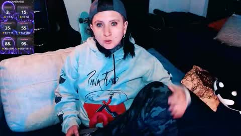          HEHIM  online show from September 26, 2025, 5:11 am