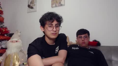 uwu online show from November 14, 2025, 1:26 am