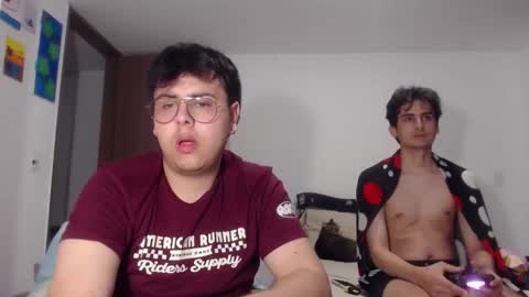 uwu online show from November 17, 2025, 10:15 pm