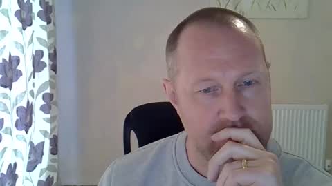 Snapshot of fuck_buddy_uk chatting on April 22, 2026, 12:50 pm Fuck Buddy UK online show from April 22, 2026, 12:50 pm