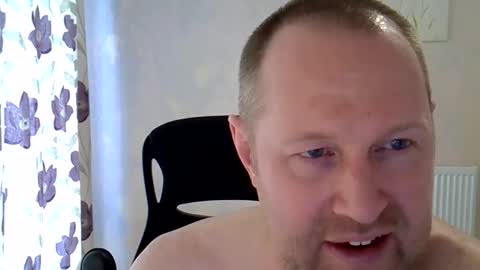 Snapshot of fuck_buddy_uk chatting on May 26, 2026, 6:53 am Fuck Buddy UK online show from May 26, 2026, 6:53 am