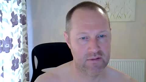 Snapshot of fuck_buddy_uk chatting on May 29, 2026, 7:06 am Fuck Buddy UK online show from May 29, 2026, 7:06 am