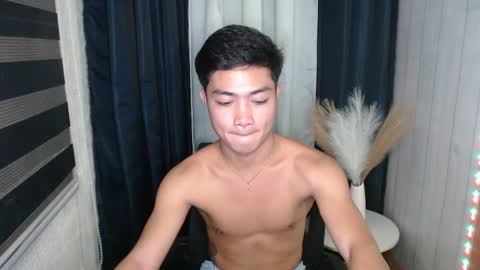 Snapshot of fuck_by_zack chatting on March 12, 2025, 2:23 pm Zack online show from March 12, 2025, 2:23 pm