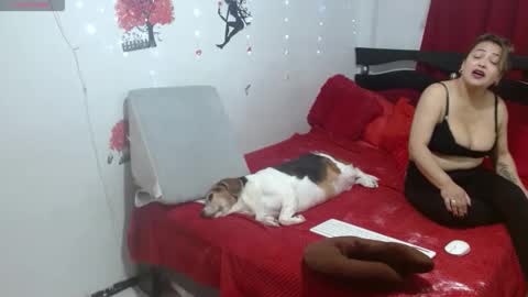 Snapshot of fuck_me_dirty chatting on February 25, 2026, 3:05 am fuck_me_dirty online show from February 25, 2026, 3:05 am