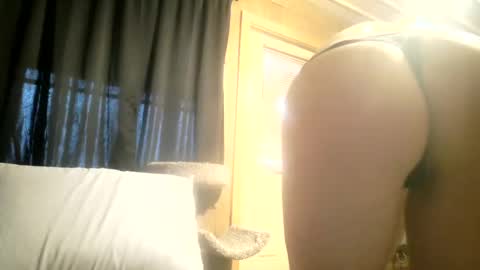 Snapshot of fuckanaries69 chatting on November 30, 2025, 7:07 pm Aries69 online show from November 30, 2025, 7:07 pm