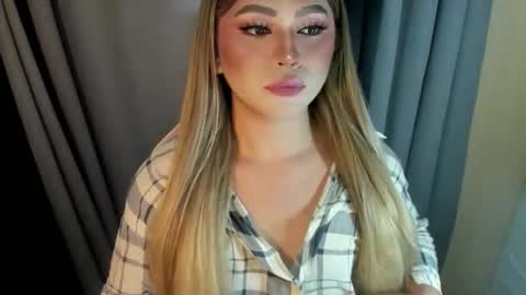 R A I N M O R A L E S  G M A I L . C O M online show from April 13, 2026, 9:20 pm