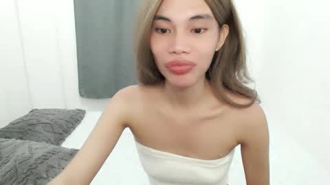 fuckingsexy143 online show from November 4, 2025, 11:59 pm