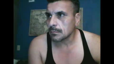 fuego1ento22 online show from October 5, 2025, 10:02 am