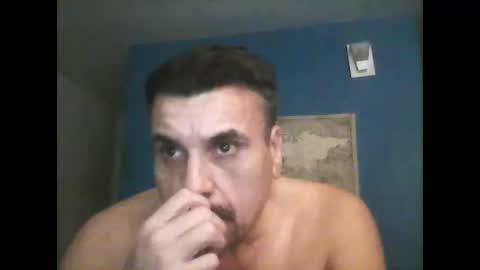 fuego1ento22 online show from December 22, 2025, 11:40 am