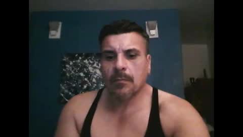 fuego1ento22 online show from April 2, 2026, 6:22 am