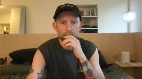fugazixx online show from May 10, 2026, 3:06 pm