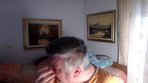 Snapshot of fukingcrazy chatting on December 11, 2024, 8:58 am fukingcrazy online show from December 11, 2024, 8:58 am